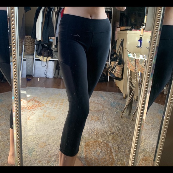 2 for 1 legging bundle Crop and full length - Picture 4 of 5